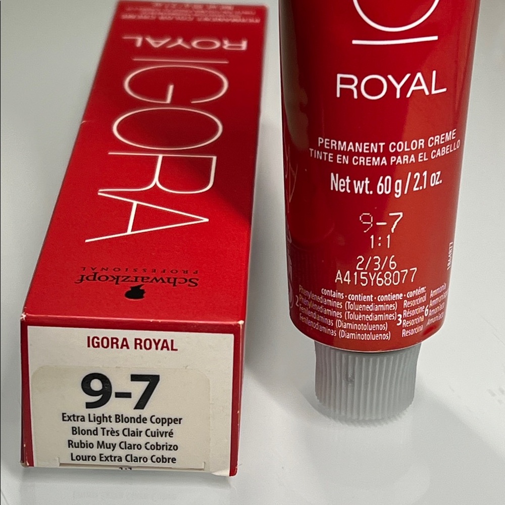 Schwarzkopf IGORA Royal Extra Light Blonde Copper Hair Color